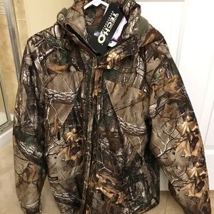 New with tags men’s 2 xl camo jacket